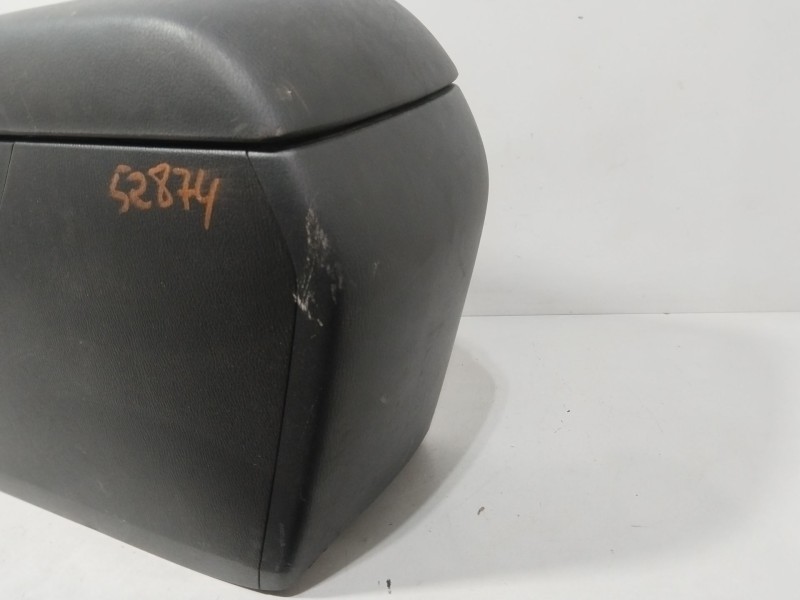 Recambio de consola central para mazda 3 (bm, bn) 2.2 d referencia OEM IAM B45B64961  