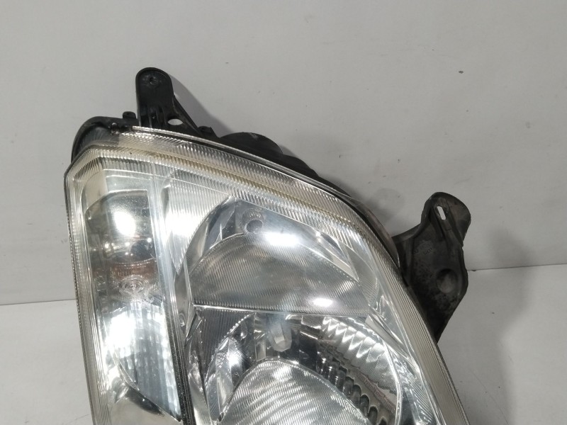 Recambio de faro derecho para opel meriva a monospace (x03) 1.6 (e75) referencia OEM IAM 93321053  