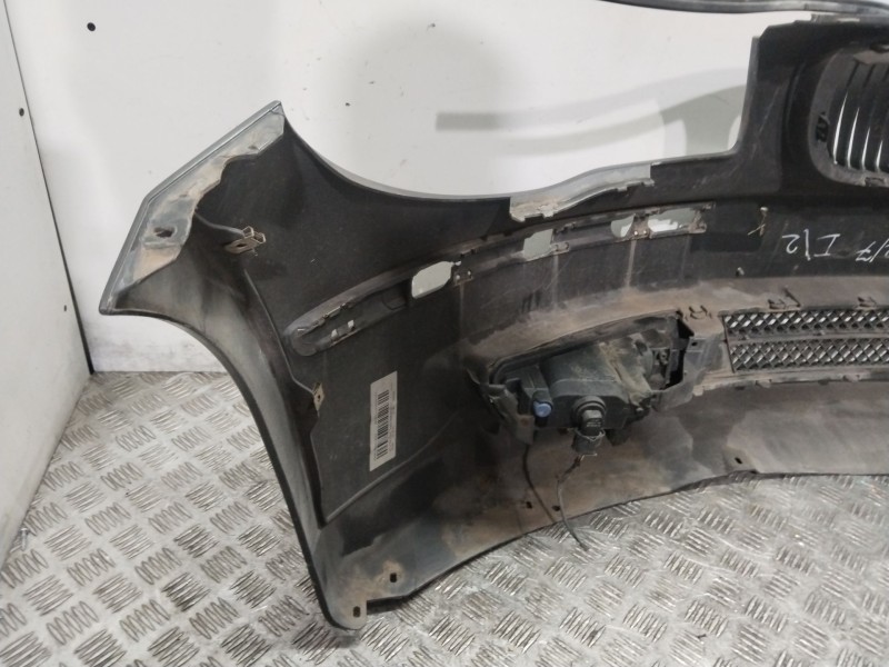 Recambio de paragolpes delantero para bmw 1 (e81) 118 i referencia OEM IAM 51117136632  