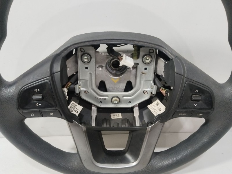 Recambio de volante para kia rio iii (ub) 1.25 cvvt referencia OEM IAM 561301T7000  