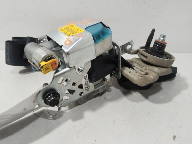 Recambio de cinturon seguridad delantero derecho para kia rio iii (ub) 1.25 cvvt referencia OEM IAM 888801W730HCS  