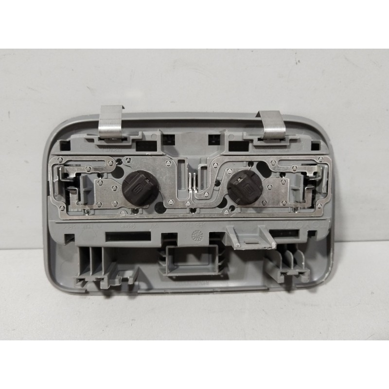 Recambio de luz interior central para toyota yaris (_p9_) 1.0 vvt-i (ksp90_) referencia OEM IAM 812600D030  