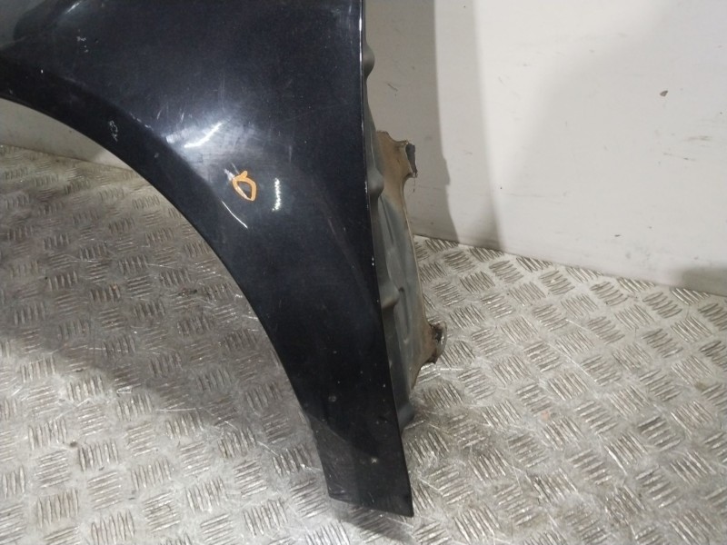 Recambio de aleta delantera izquierda para volkswagen golf v (1k1) 1.4 tsi referencia OEM IAM 1K6821021A NEGRO 