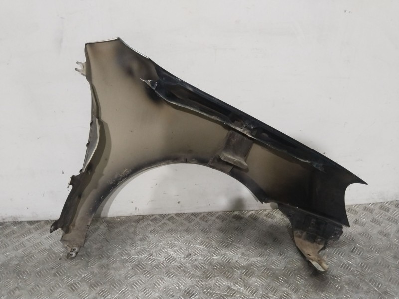 Recambio de aleta delantera izquierda para volkswagen golf v (1k1) 1.4 tsi referencia OEM IAM 1K6821021A NEGRO 