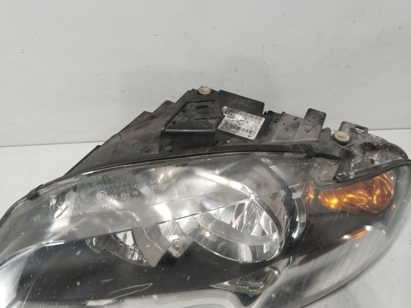 Recambio de faro izquierdo para audi a4 b7 (8ec) 2.0 tdi 16v referencia OEM IAM 0301219201  