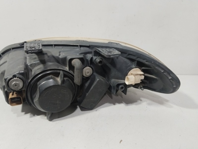 Recambio de faro derecho para chevrolet lacetti (j200) 2.0 d referencia OEM IAM 96458812  