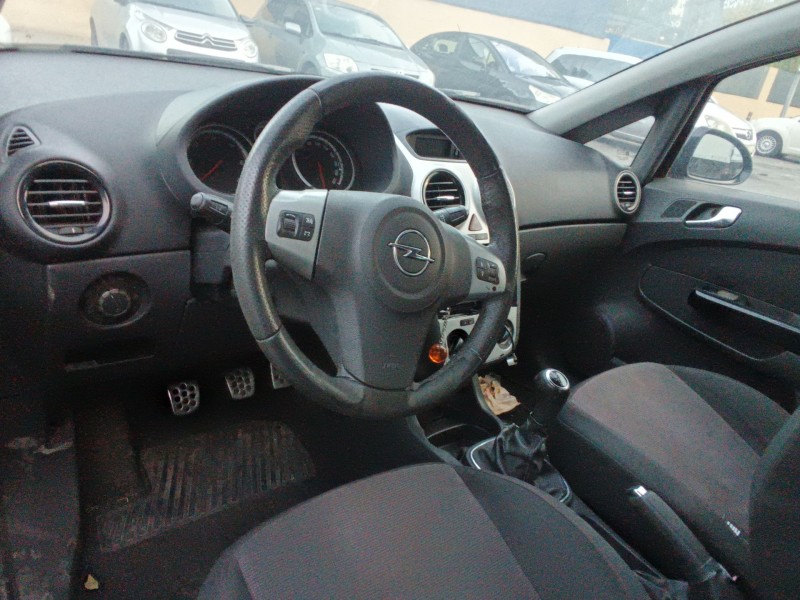 opel corsa d (s07) del año 2007