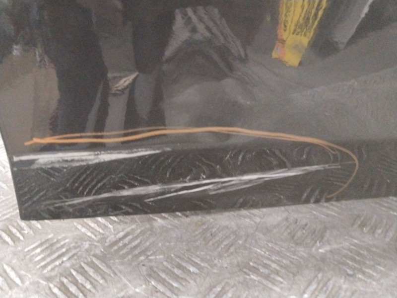 Recambio de puerta delantera derecha para bmw 1 (e81) 118 i referencia OEM IAM 41515A2A382  