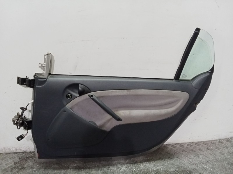 Recambio de puerta delantera derecha para smart cabrio básico referencia OEM IAM Q0004338V002000000  
