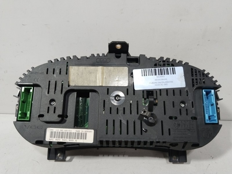 Recambio de cuadro instrumentos para audi a2 (8z) 1.4 referencia OEM IAM 8Z0920900G  