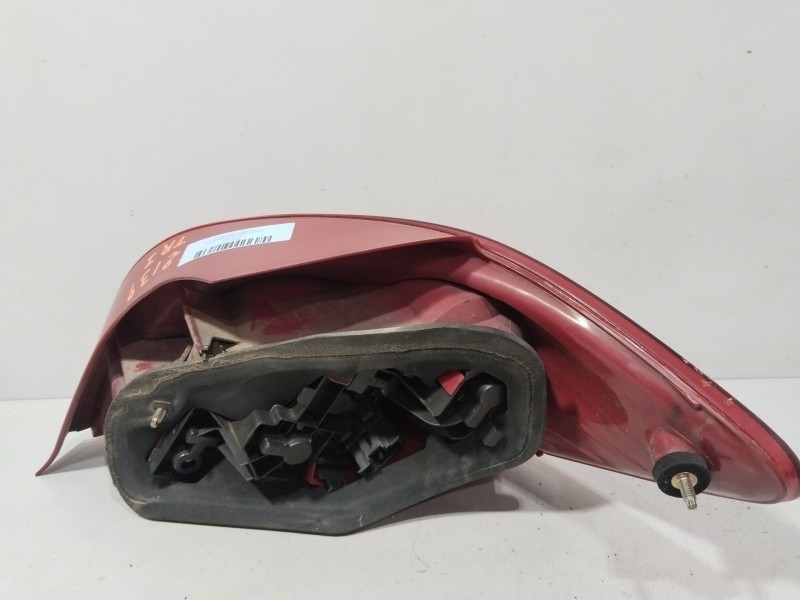 Recambio de piloto trasero izquierdo para peugeot 307 (3a/c) 1.6 16v referencia OEM IAM 557676B  