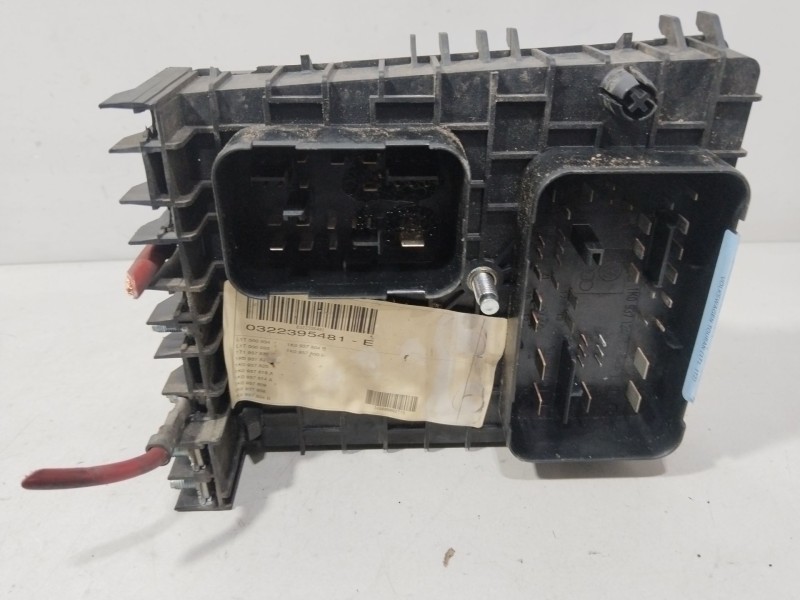 Recambio de caja reles / fusibles para volkswagen touran (1t1, 1t2) 2.0 tdi referencia OEM IAM 01394932  