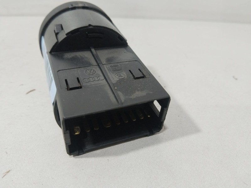 Recambio de mando intermitentes para audi a4 b7 (8ec) 2.0 tdi 16v referencia OEM IAM 8E0941531C  