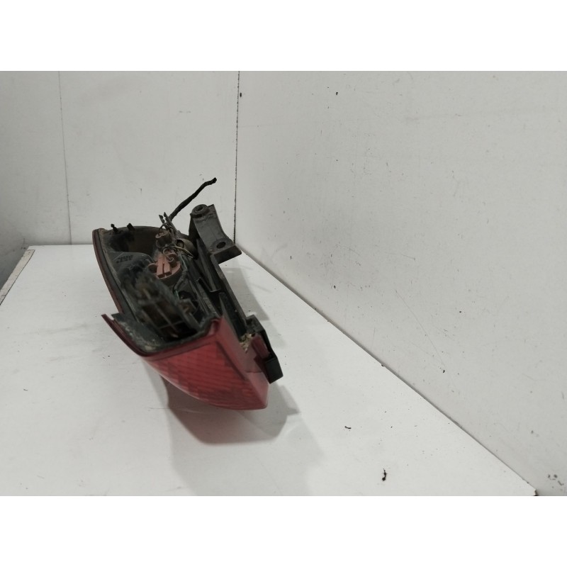 PILOTO TRASERO IZQUIERDO 22016752  - imagen 3
