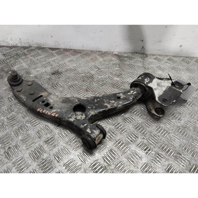 Recambio de brazo suspension inferior delantero derecho para ford transit connect monospace 1.5 tdci referencia OEM IAM 2418669 