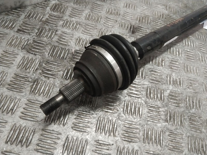 Recambio de transmision delantera derecha para volkswagen golf iv variant (1j5) 1.6 16v referencia OEM IAM 1J0407451X  