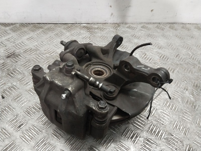 Recambio de mangueta delantera izquierda para kia rio ii (jb) 1.4 16v referencia OEM IAM 517151G100  