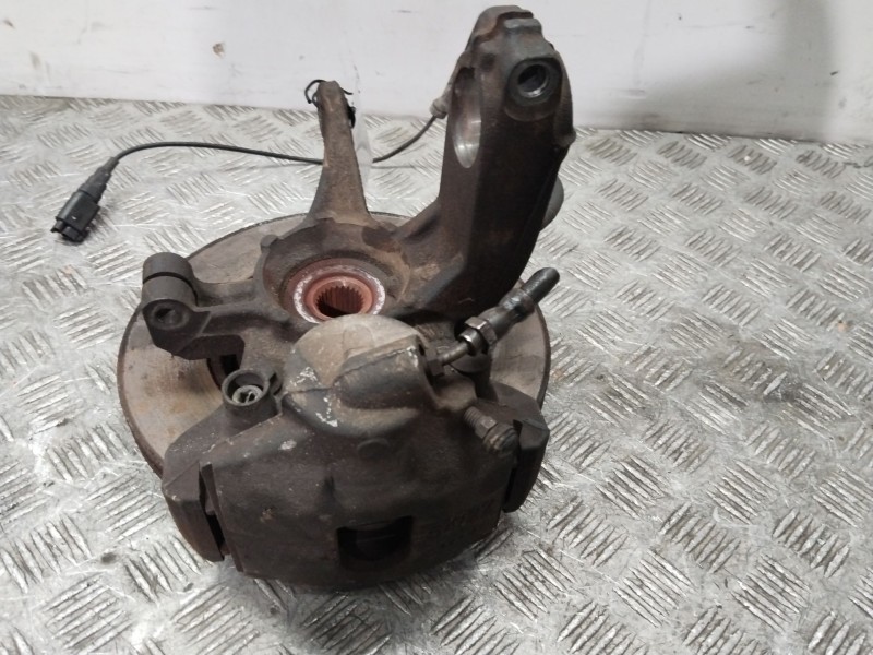 Recambio de mangueta delantera izquierda para mazda 2 (dy) 1.6 referencia OEM IAM 2S613K171  