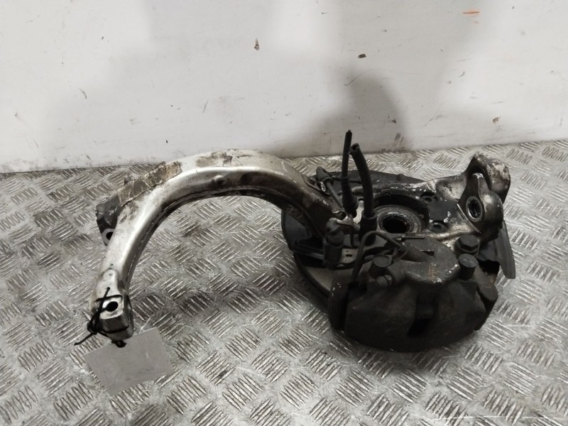 Recambio de mangueta delantera izquierda para audi a4 b6 (8e2) 1.8 t referencia OEM IAM 8E0407253C  