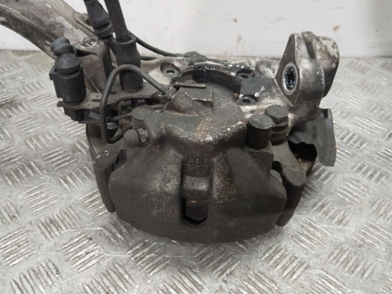 Recambio de mangueta delantera izquierda para audi a4 b6 (8e2) 1.8 t referencia OEM IAM 8E0407253C  