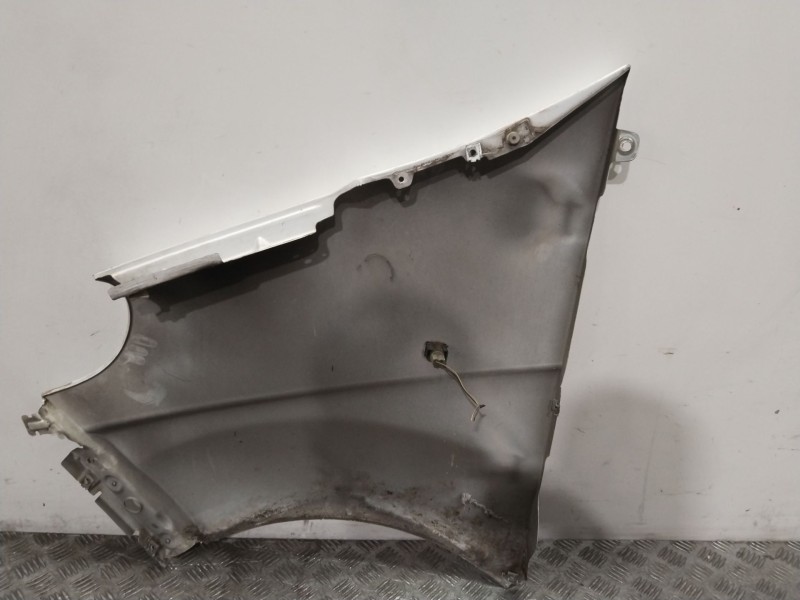 Recambio de aleta delantera derecha para nissan primastar furgoneta (x83) 2.0 dci 115 referencia OEM IAM 6311200Q0A  