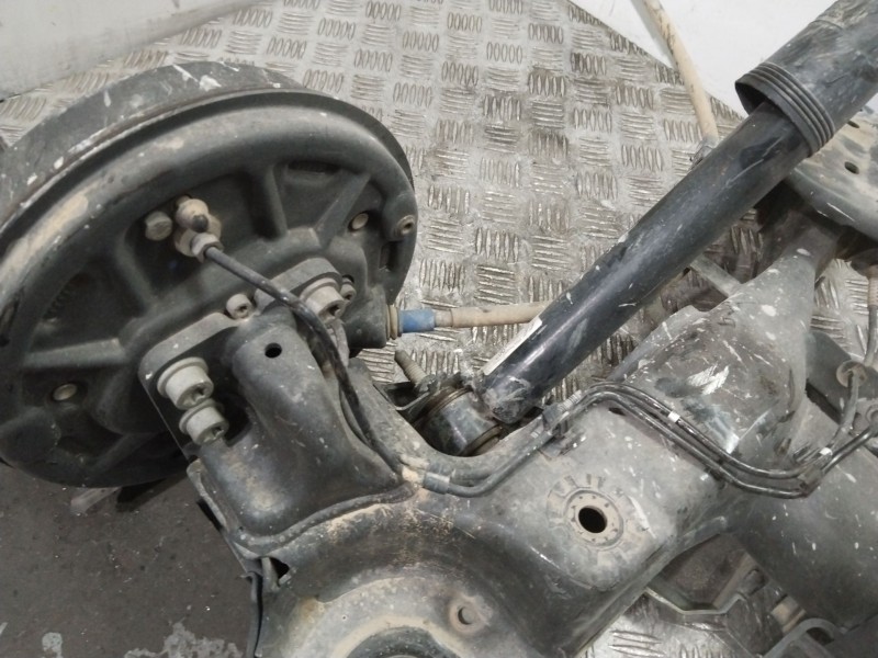 Recambio de puente trasero para citroën c3 iii (sx) 1.2 puretech 82 referencia OEM IAM 1607197380  