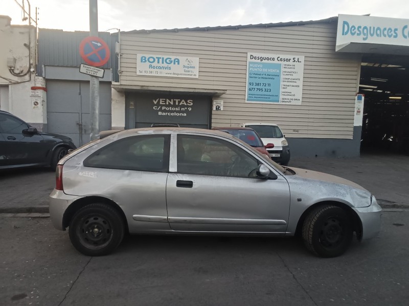 rover 25 i hatchback (rf) del año 2004