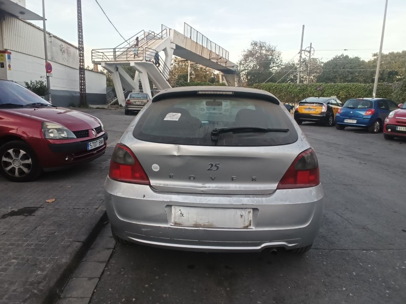 rover 25 i hatchback (rf) del año 2004