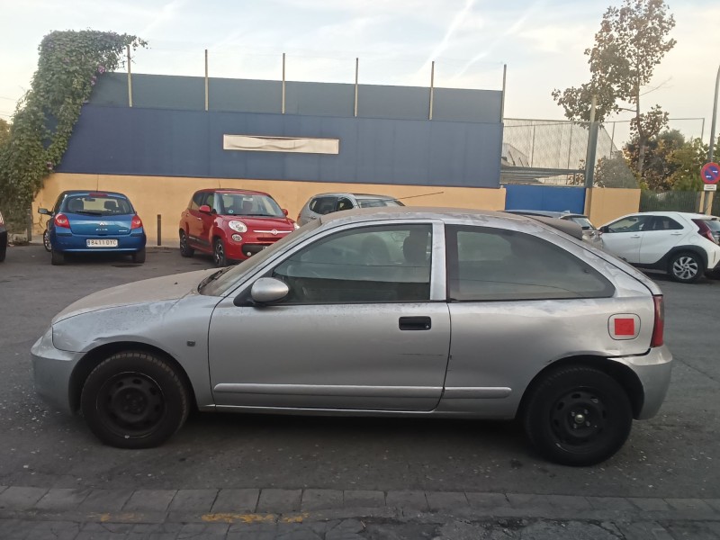 rover 25 i hatchback (rf) del año 2004