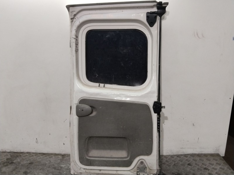 Recambio de puerta trasera derecha para nissan primastar furgoneta (x83) 2.0 dci 115 referencia OEM IAM 9015200QAB  