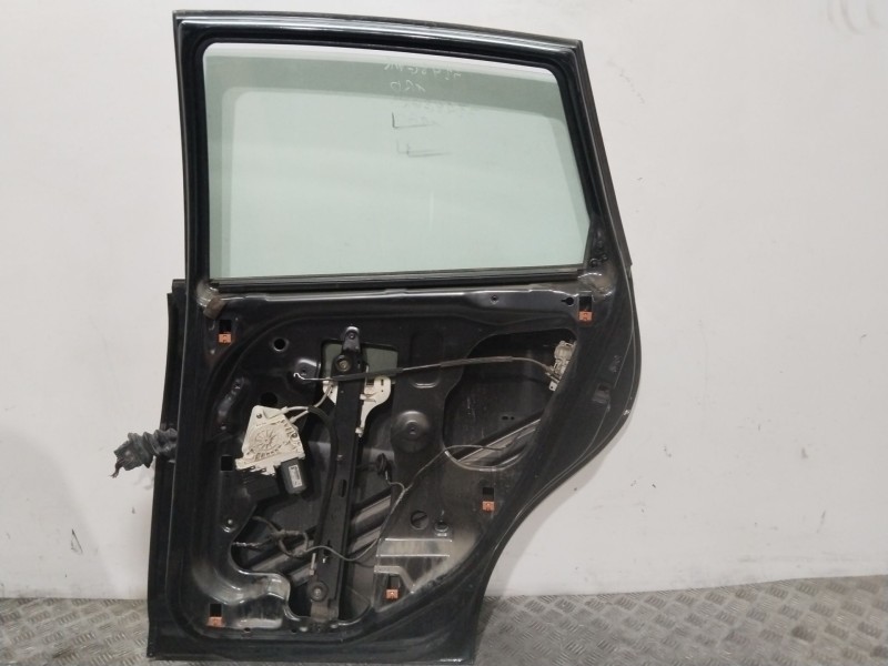 Recambio de puerta trasera derecha para seat altea xl (5p5) reference referencia OEM IAM  NEGRO 