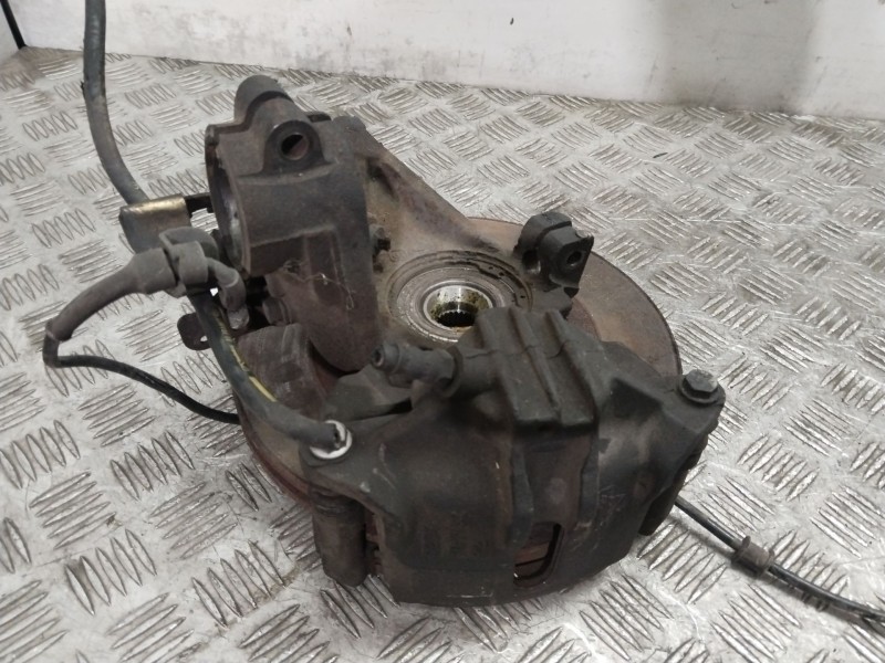 Recambio de mangueta delantera derecha para citroën xsara (n1) 1.6 16v referencia OEM IAM 364754  