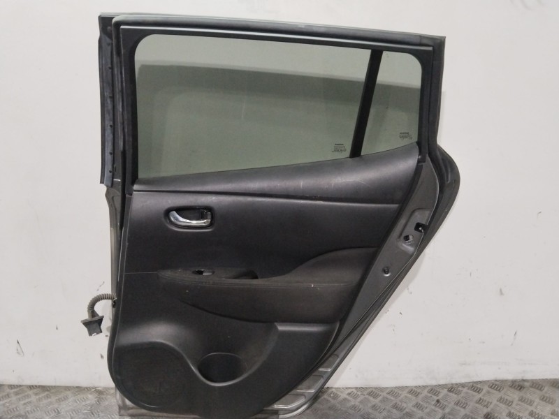 Recambio de puerta trasera derecha para nissan leaf (ze0) electric referencia OEM IAM HBA0M3NAMA  