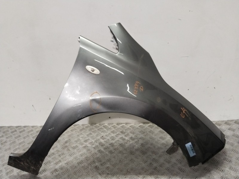 Recambio de aleta delantera derecha para nissan leaf (ze0) electric referencia OEM IAM F31003NAAA  