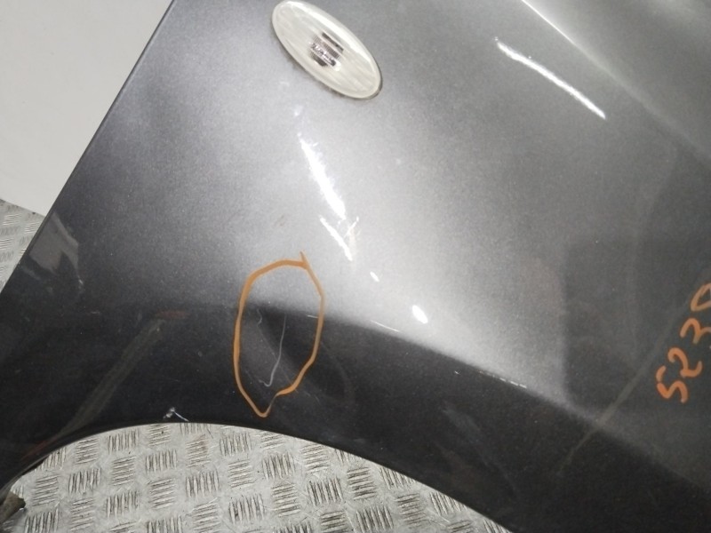 Recambio de aleta delantera derecha para nissan leaf (ze0) electric referencia OEM IAM F31003NAAA  