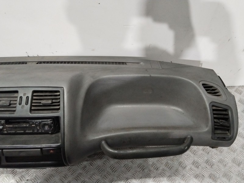 Recambio de salpicadero para nissan terrano ii (r20) 2.7 tdi 4wd referencia OEM IAM   