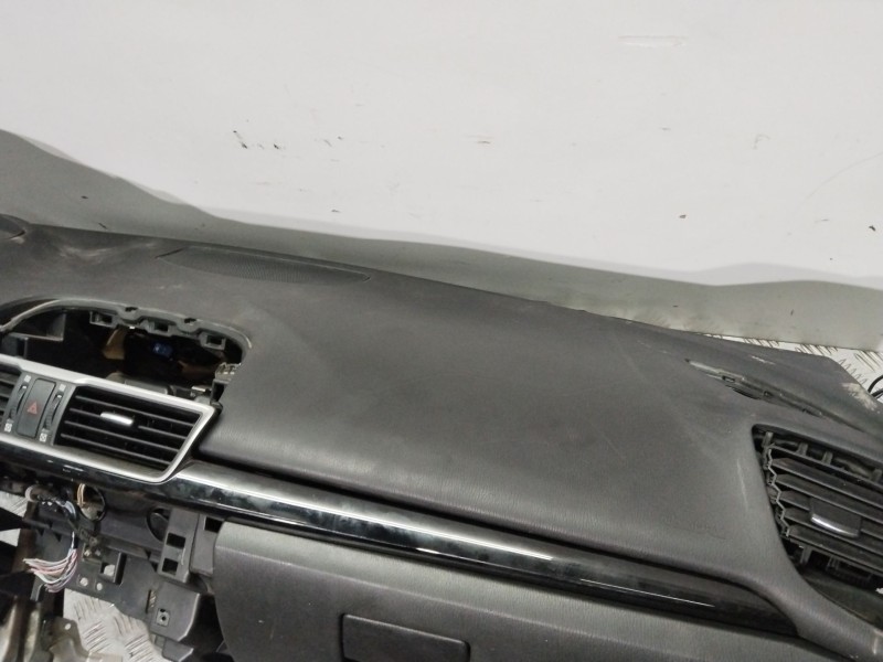 Recambio de salpicadero para mazda 3 (bm, bn) 2.2 d referencia OEM IAM BHN16035002  