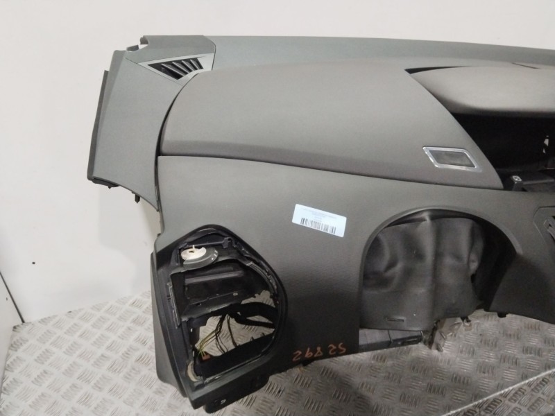 Recambio de salpicadero para citroën c4 grand picasso i (ua_) 1.6 16v referencia OEM IAM 8231FT  