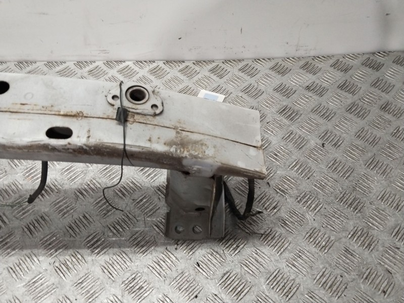 Recambio de refuerzo paragolpes delantero para toyota auris active referencia OEM IAM   