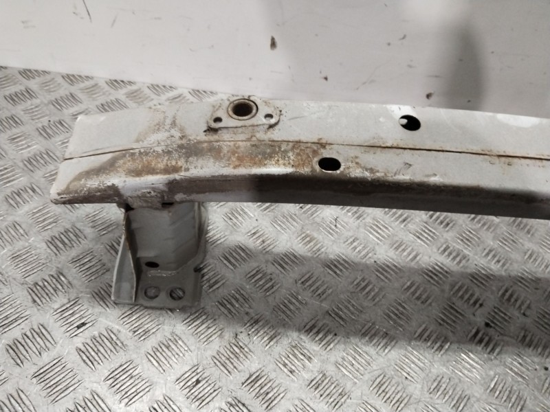 Recambio de refuerzo paragolpes delantero para toyota auris active referencia OEM IAM   