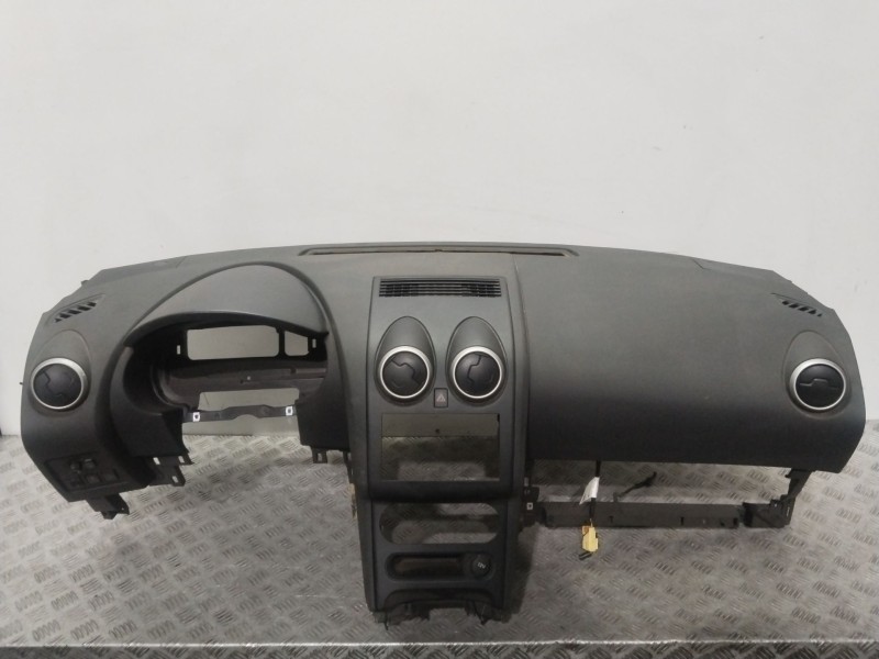 Recambio de salpicadero para nissan qashqai i (j10, nj10) 1.6 dci referencia OEM IAM 68030JD90A  