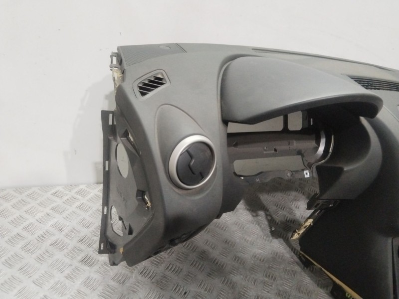 Recambio de salpicadero para nissan qashqai i (j10, nj10) 1.6 dci referencia OEM IAM 68030JD90A  