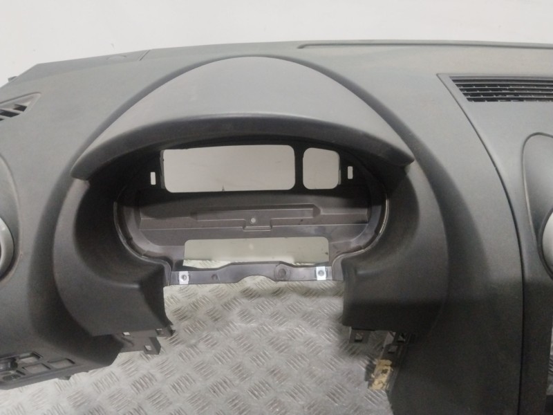 Recambio de salpicadero para nissan qashqai i (j10, nj10) 1.6 dci referencia OEM IAM 68030JD90A  
