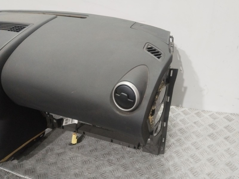 Recambio de salpicadero para nissan qashqai i (j10, nj10) 1.6 dci referencia OEM IAM 68030JD90A  