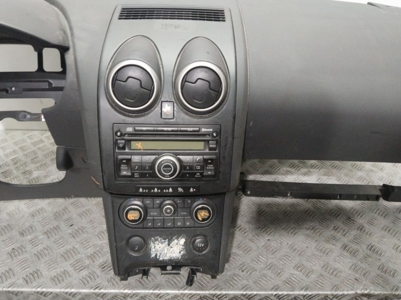 Recambio de salpicadero para nissan qashqai i (j10, nj10) 2.0 dci referencia OEM IAM 68030JD90A  