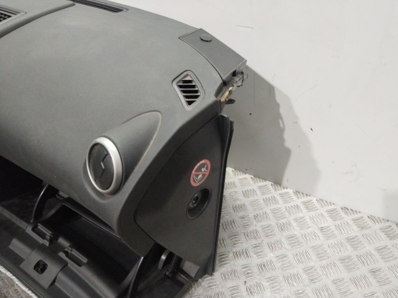 Recambio de salpicadero para nissan qashqai i (j10, nj10) 1.5 dci referencia OEM IAM 68030JD90A  