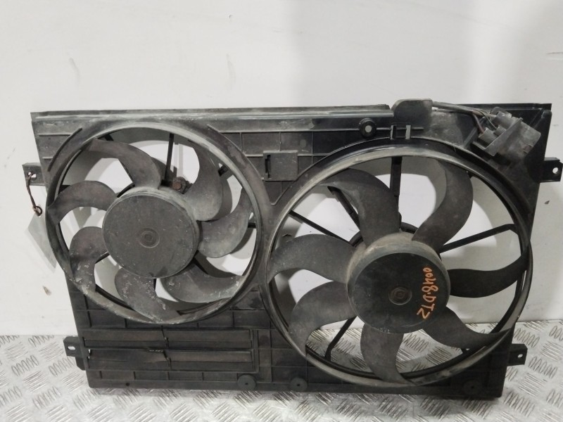 Recambio de electroventilador para volkswagen golf v (1k1) 1.6 fsi referencia OEM IAM 1K0121207A  