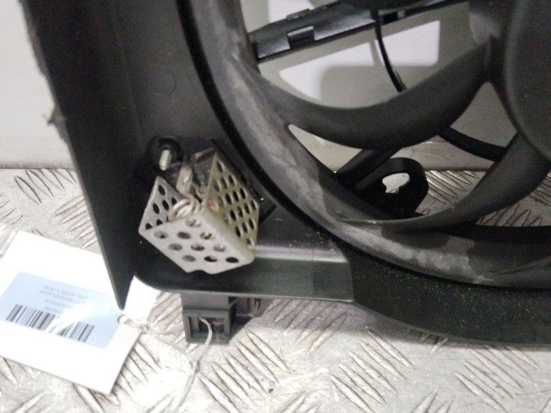 Recambio de electroventilador para opel astra h (a04) 1.7 cdti (l48) referencia OEM IAM 0130303304  