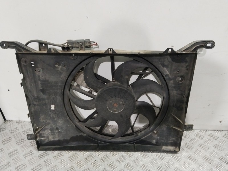 Recambio de electroventilador para volvo s80 i (184) 2.4 referencia OEM IAM 0130303909  