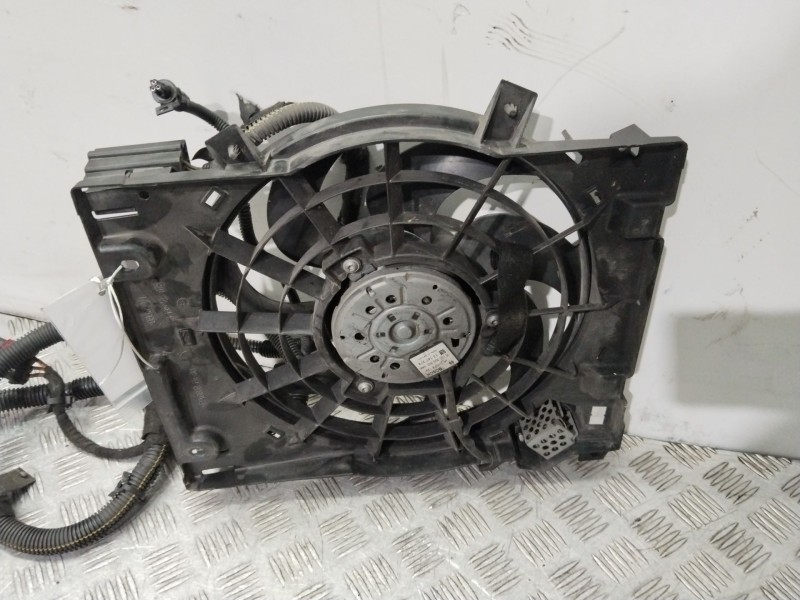 Recambio de electroventilador para opel astra h (a04) 1.7 cdti (l48) referencia OEM IAM 0130303960  